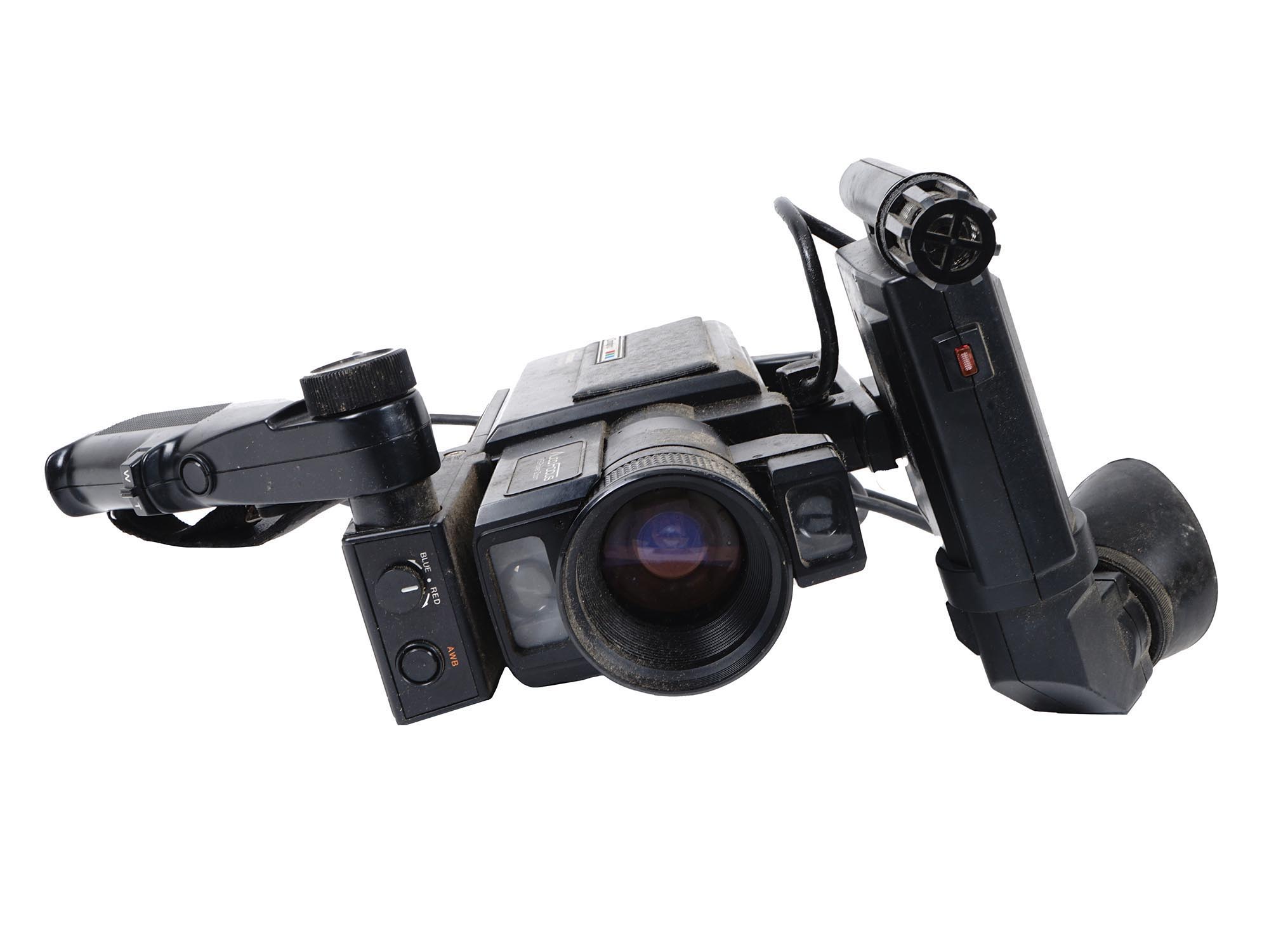 COLLECTION OF PHOTO VIDEO CAMERA MEDIA EQUIPMENT PIC-6